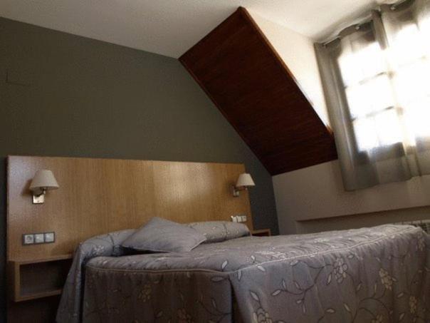Aparthotel Pena Telera Resort El Pueyo de Jaca Cameră foto